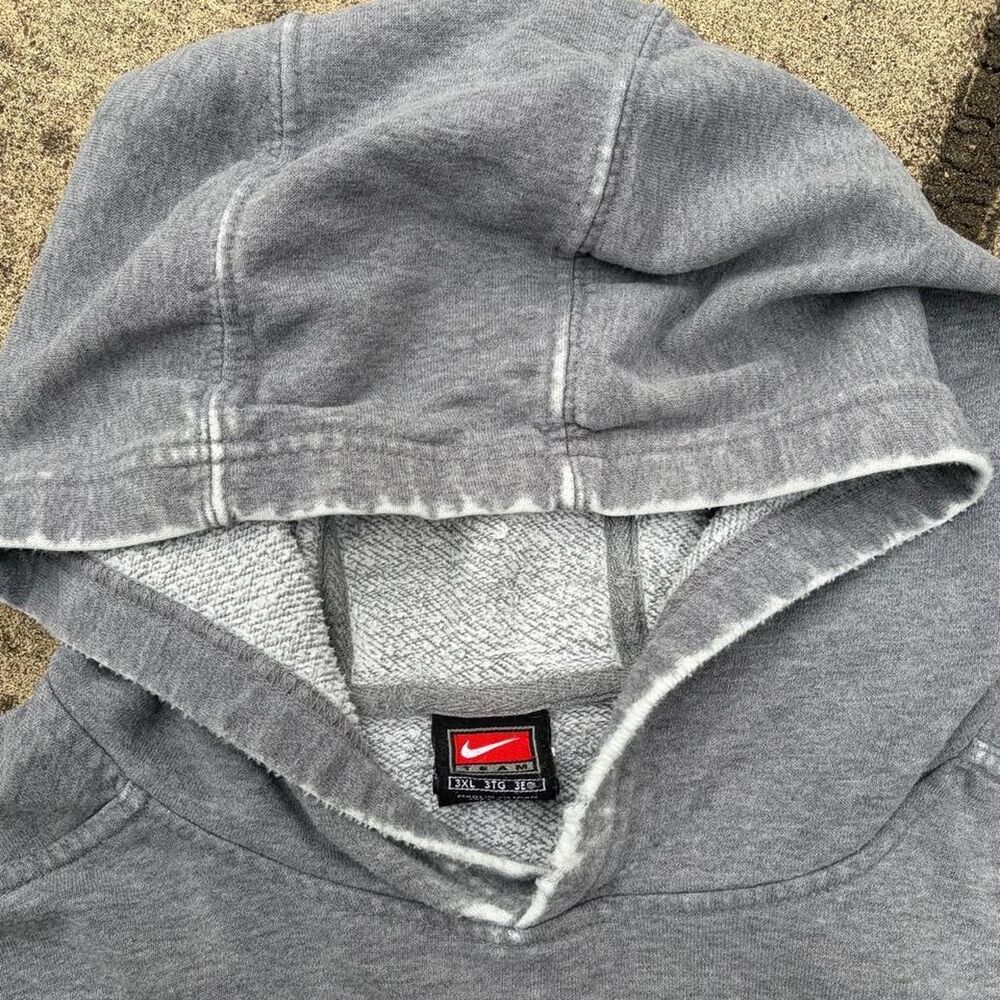 Nike Men's Grey and Blue Hoodie